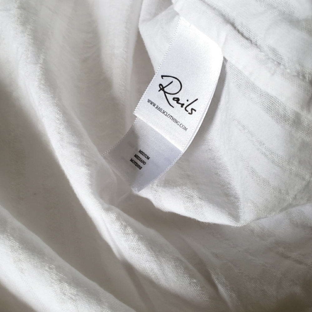 Rails Caterina Top in Powder White, Size Medium - Picture 15 of 16